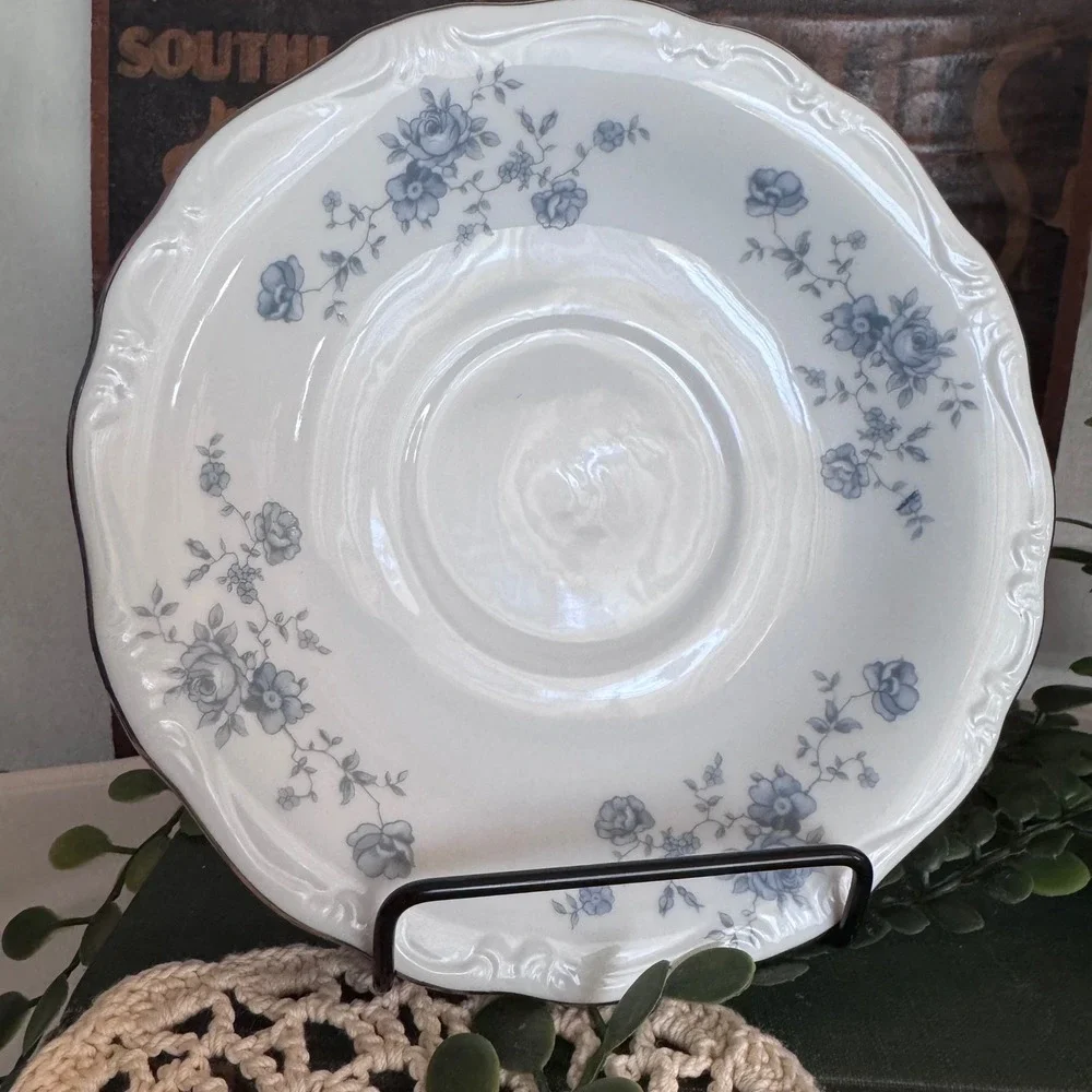 Johann Haviland Blue Garland Saucers Set of 4 Bavaria Germany Blue Rose Platinum